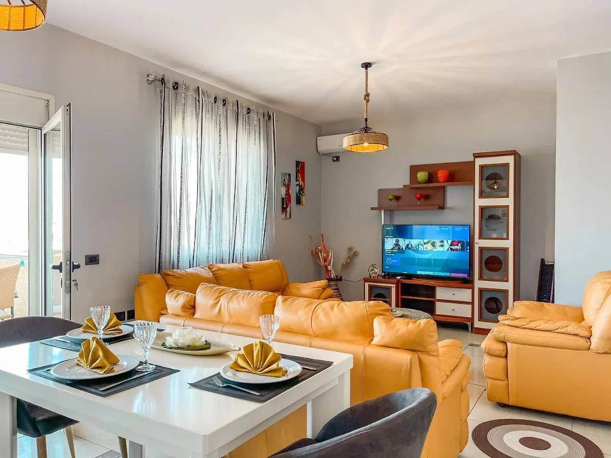 Rooftop Apartments Durres 0*,